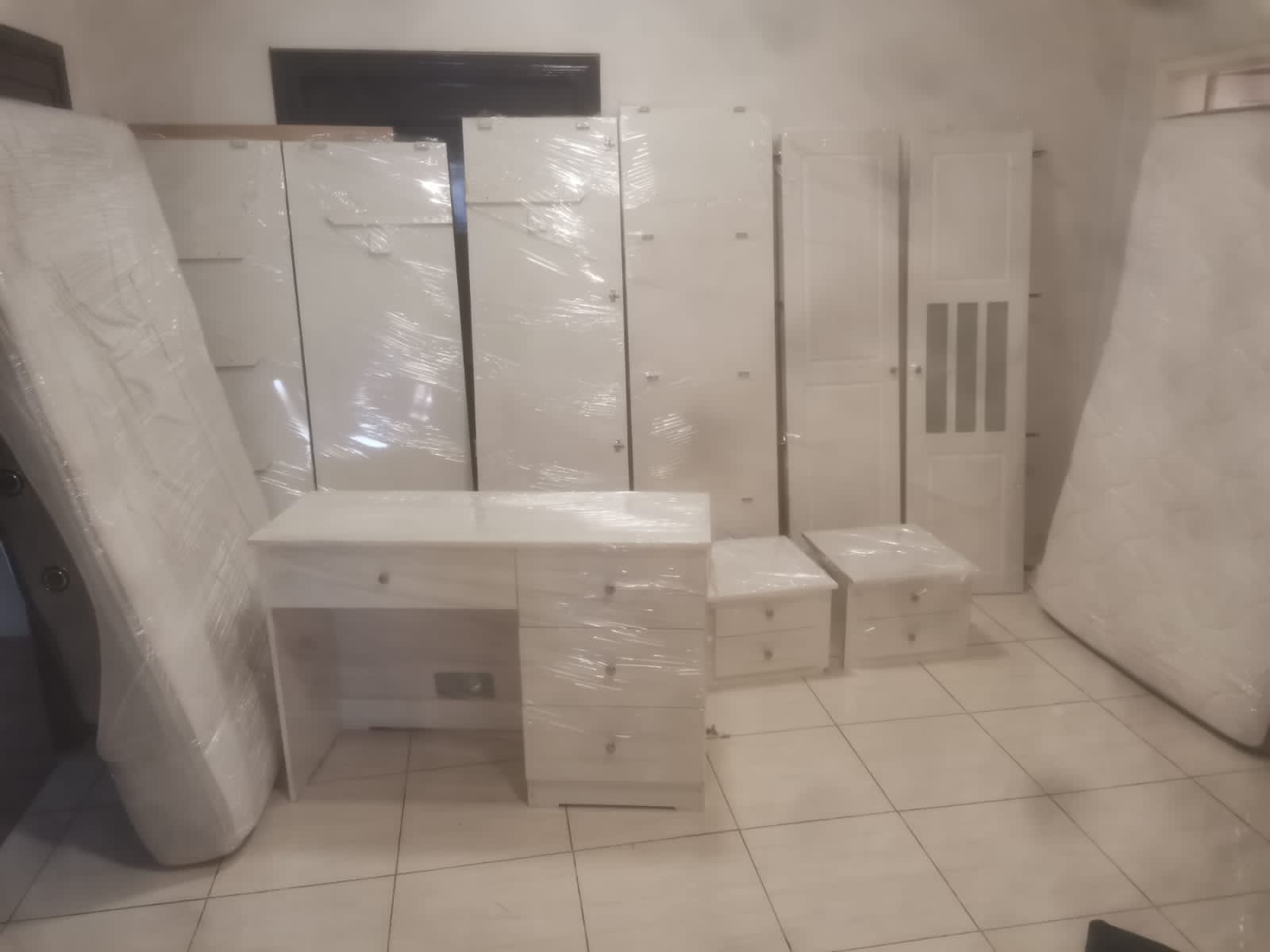 صورة عمل شركة المدينة لنقل العفش